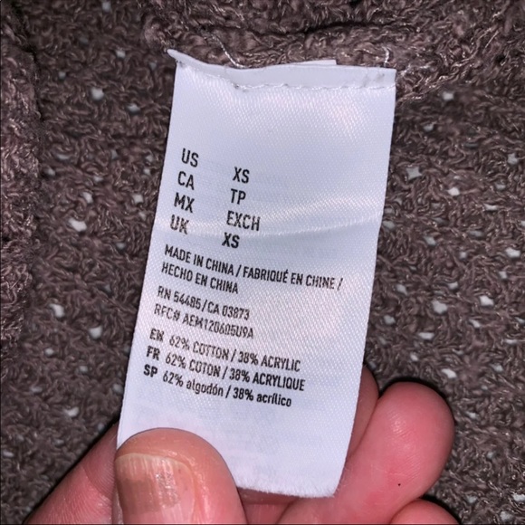 🔥 3 for $15 🔥
American Eagle Outfitters taupe lace-up Sweater - Picture 4 of 8